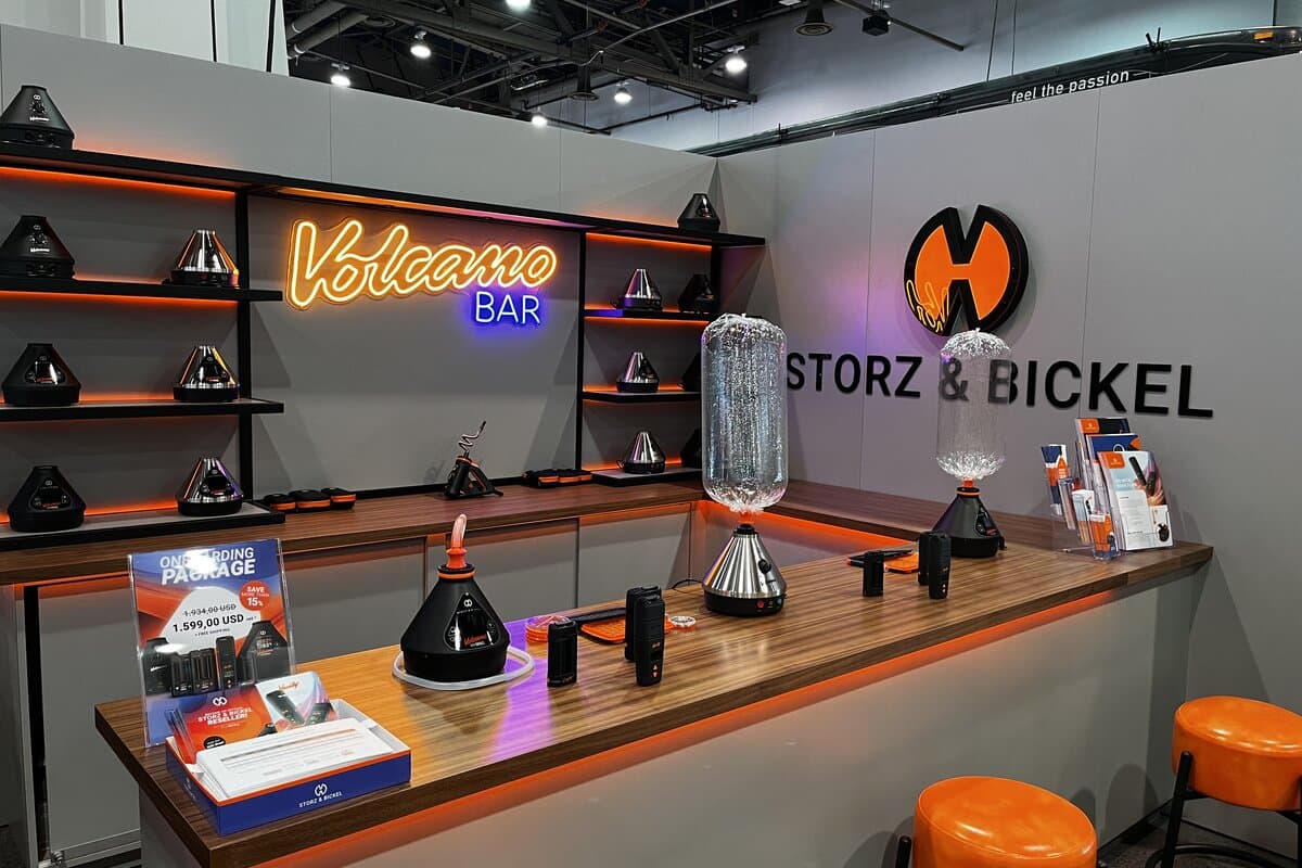 Scenic Fabrication & Custom Builds